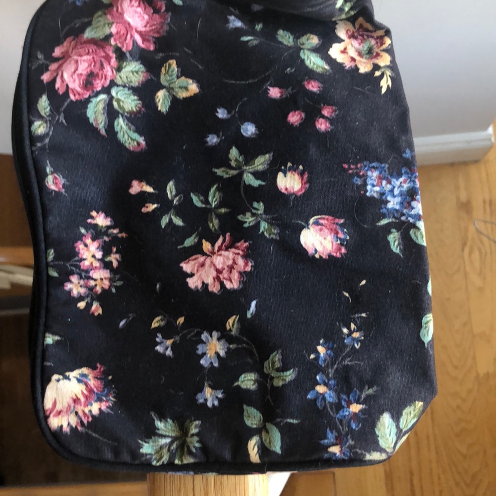 Makeup bag